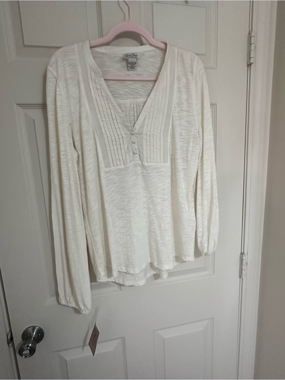 Lucky Brand Cream Pintuck V-Neck Long Sleeve Top